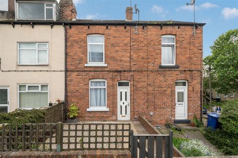 11 Spring Hill, Tadcaster, LS24 8AD