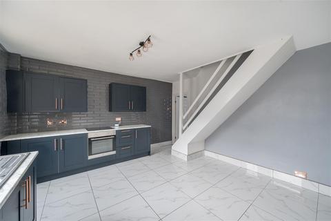 11 Spring Hill, Tadcaster, LS24 8AD