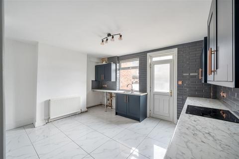 11 Spring Hill, Tadcaster, LS24 8AD