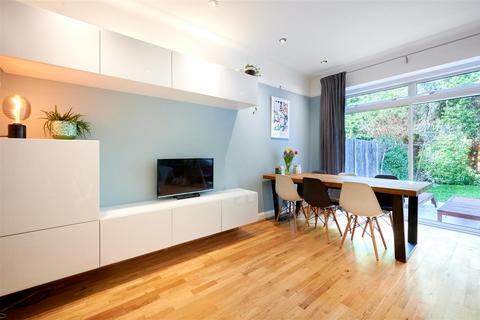 3 bedroom end of terrace house for sale - River Avenue, London
