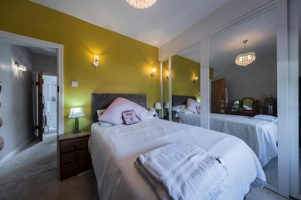 18 Eaton Road-045.JPG