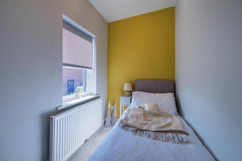 18 Eaton Road-048.JPG