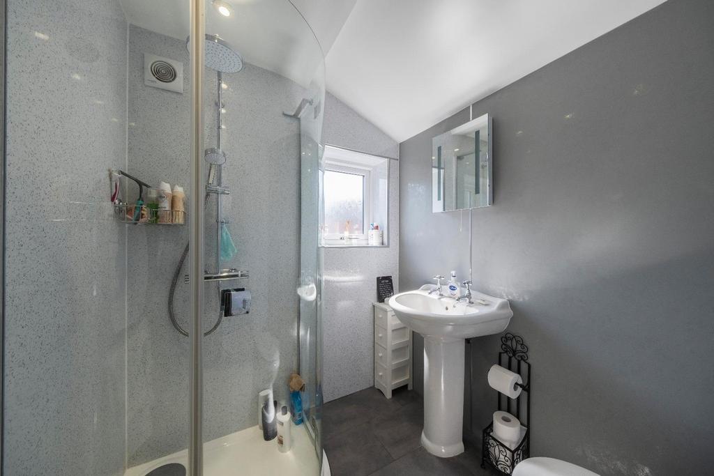 18 Eaton Road-049.JPG