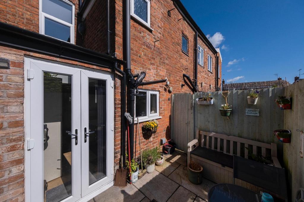 18 Eaton Road-054.JPG