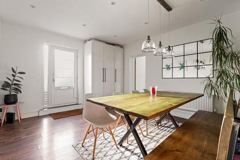 17 The Linces, Dover, CT16 2BL