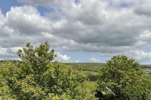 undefined, Heol Llanelli, Pontyates, Llanelli