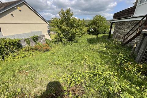 undefined, Heol Llanelli, Pontyates, Llanelli