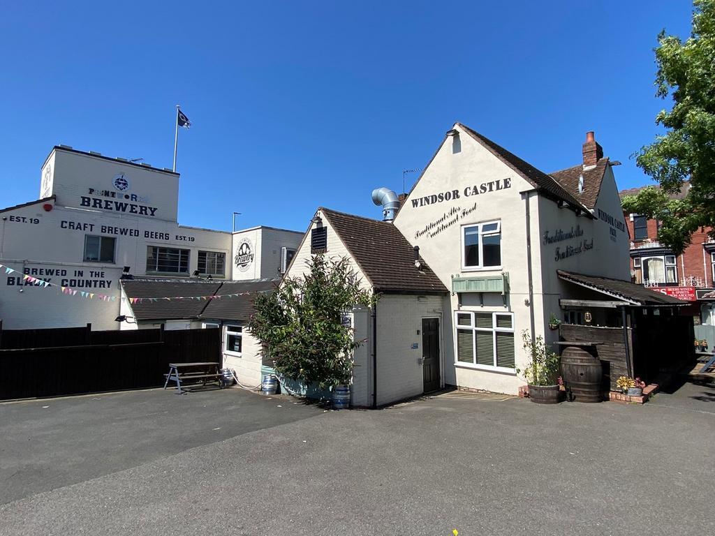 Stourbridge Road, Lye, Stourbridge, DY9 Pub for sale £550,000