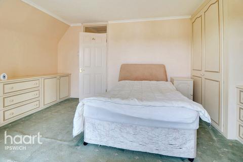 50 Holyrood Close, Ipswich, IP2 9DZ