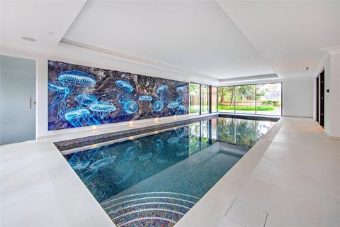 7 bedroom detached house for sale, Loom Lane, Radlett, Hertfordshire, WD7