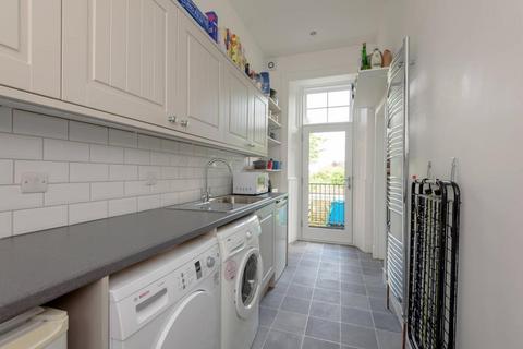 18a Dirleton Avenue, North Berwick, EH39 4BQ