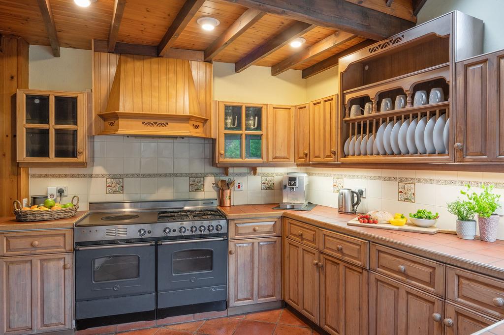 Gothic Cottage, Dartmouth: Kitchen