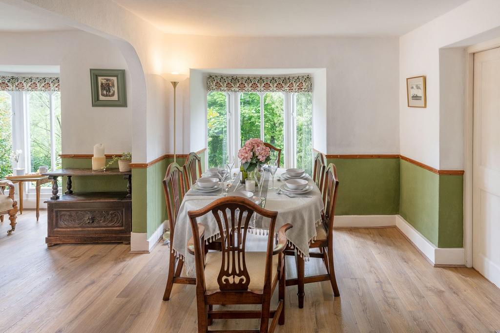 Gothic Cottage, Dartmouth: Dining area