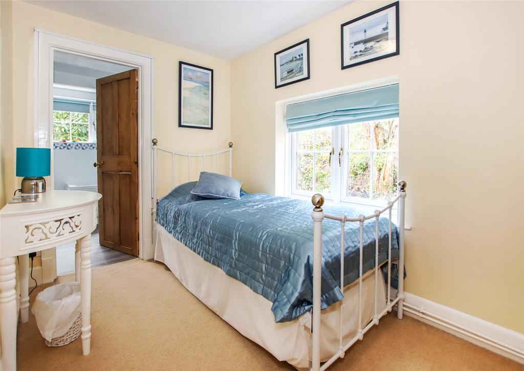 Lillies Bed 2