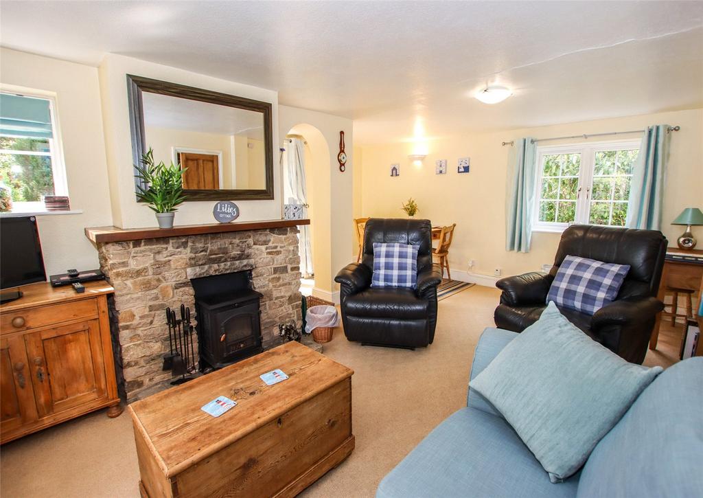 Lillies Living Rm