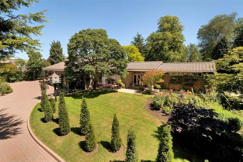 3 bedroom bungalow for sale, Heath Road, Barming, Maidstone, ME16