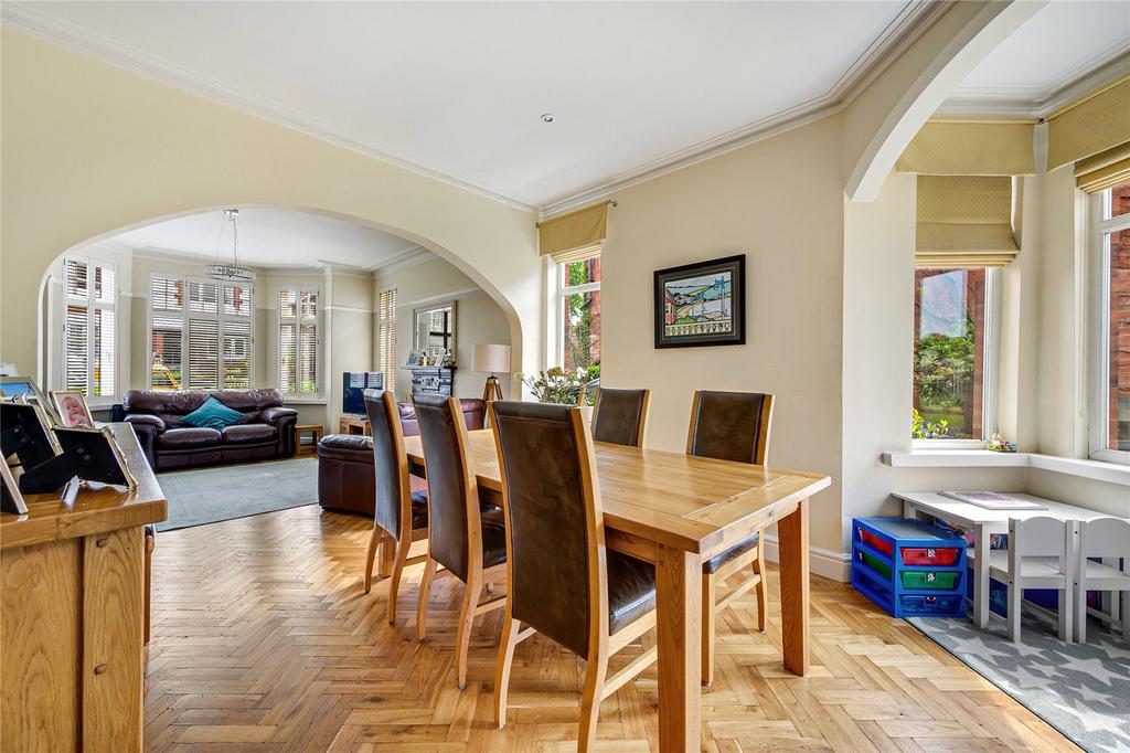 Dining/Sitting Room