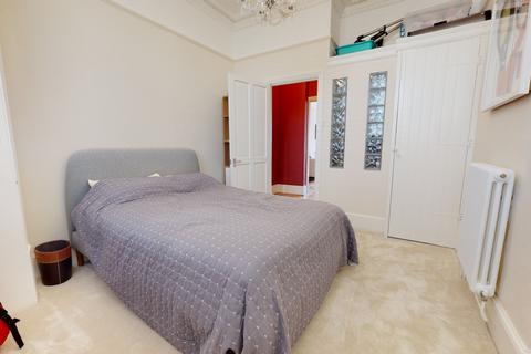 1 bedroom flat to rent, Powis Square, Brighton, BN1