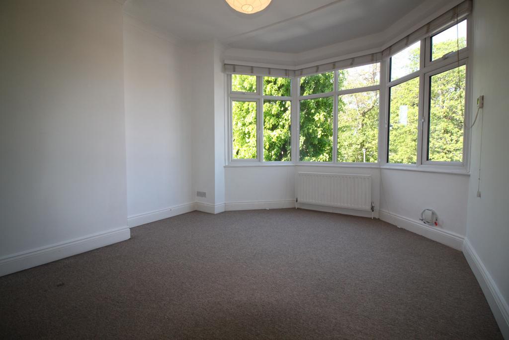 Fishermans Avenue, Bournemouth BH6 - View 4