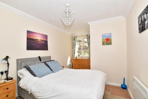 1 bedroom ground floor flat for sale, East Street, Faversham, Kent