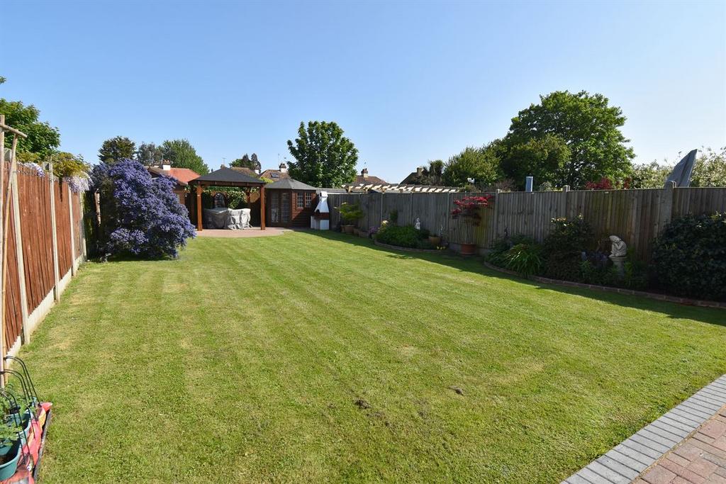 St. Johns Road, Swalecliffe, Whitstable 3 bed detached house for sale