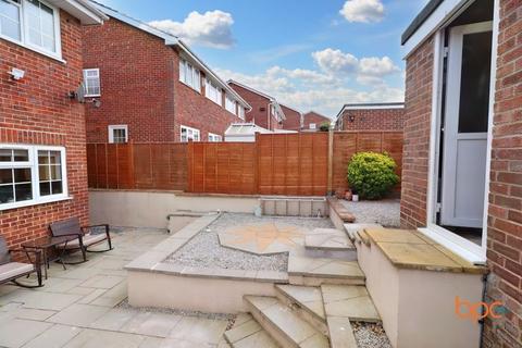 64 Kestrel Close, Chipping Sodbury, Bristol, BS37 6XB