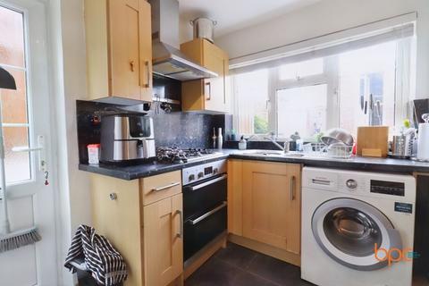 64 Kestrel Close, Chipping Sodbury, Bristol, BS37 6XB