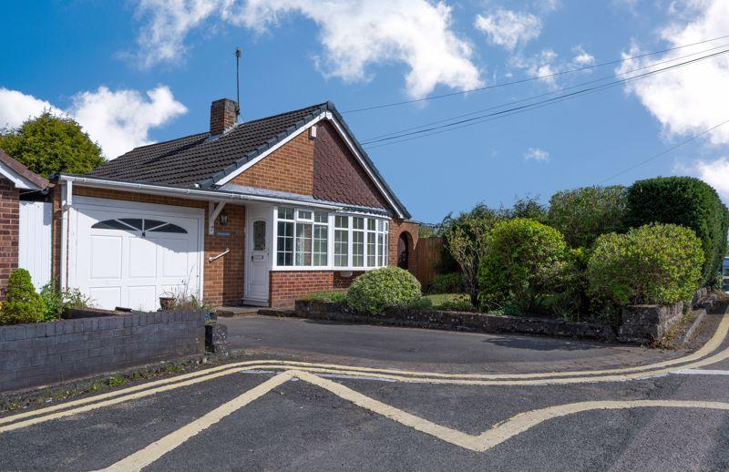 Pleasant Close, Kingswinford 2 bed detached bungalow for sale £250,000