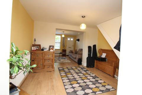 2 bedroom end of terrace house for sale - Ivel Road, Shefford, SG17