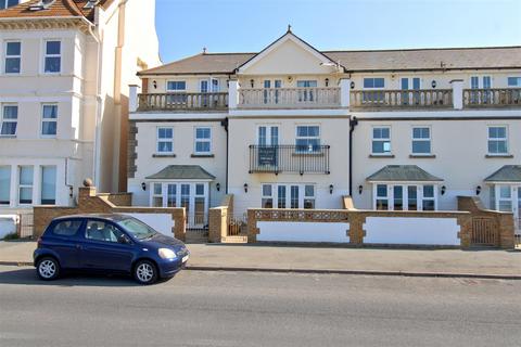 3 bedroom terraced house for sale, Martello Road, Seaford