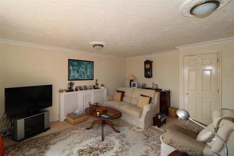 3 bedroom terraced house for sale, Martello Road, Seaford