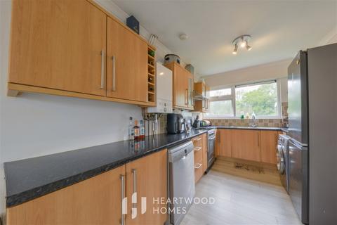 122 Chiltern Road, St Albans, AL4 9SY