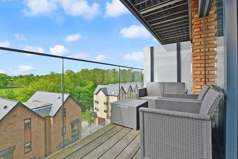 2 bedroom apartment for sale, Leacon Road, Ashford, Kent