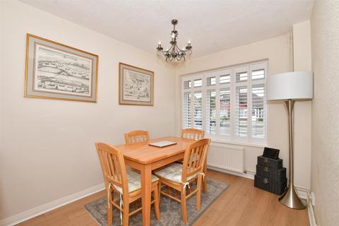 19 Longford Gardens, Sutton, SM1 3DR