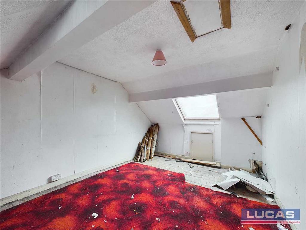 2nd Floor Bedroom
