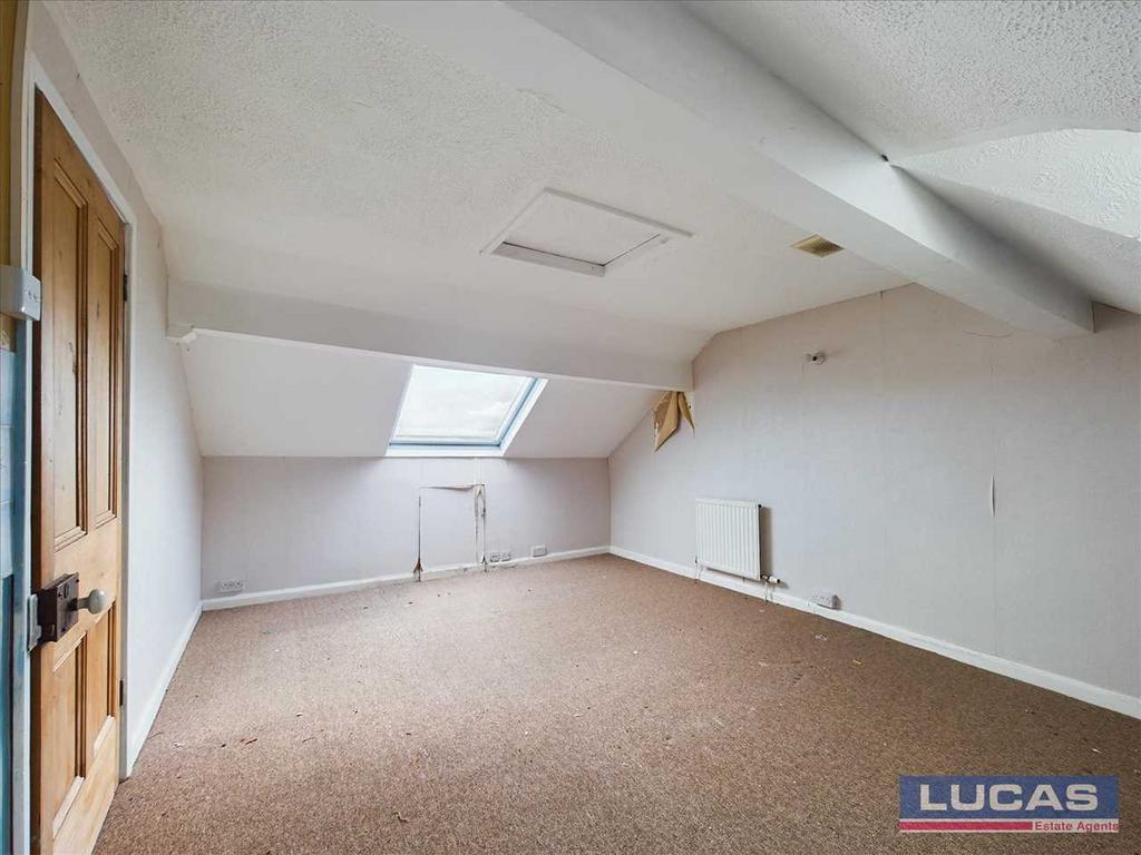 2nd Floor Bedroom