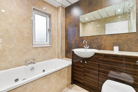 undefined, Westfield, Dumbarton, West Dunbartonshire, G82