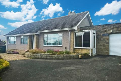 3 bedroom detached bungalow to rent, High Street, Blackford