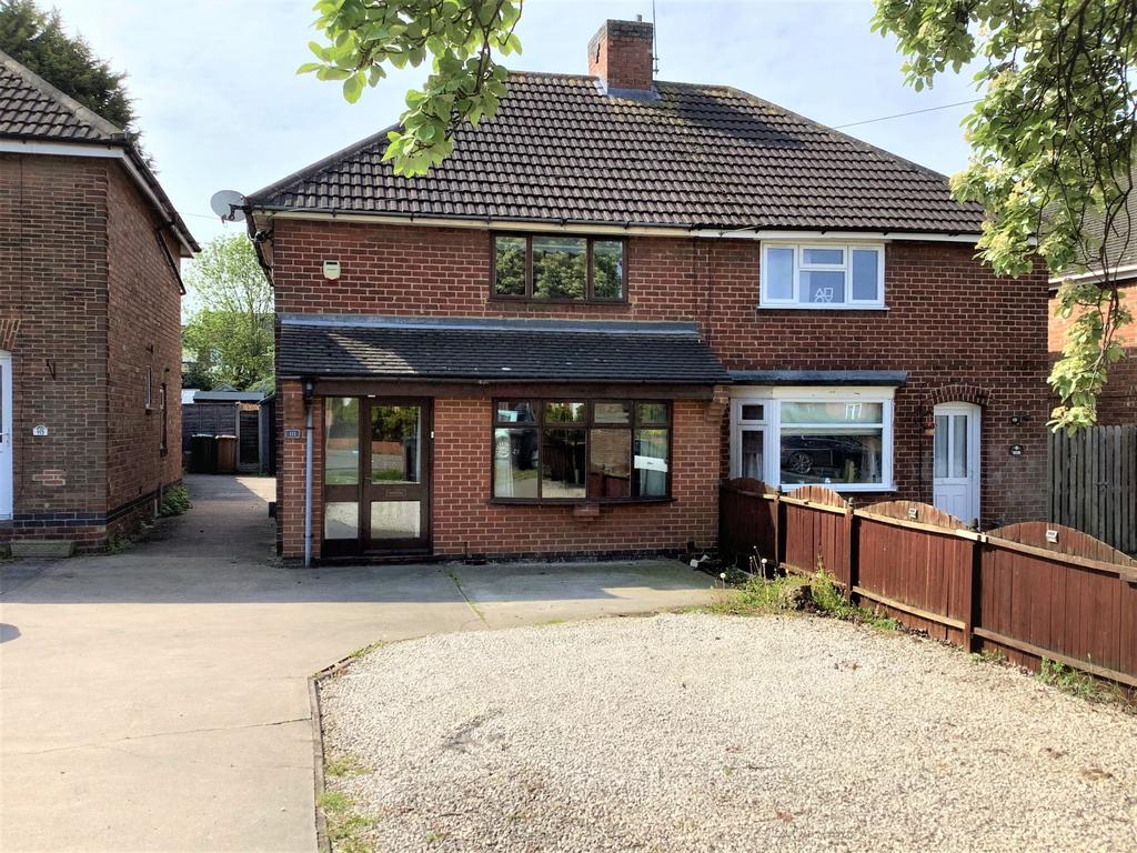 Castle Road, Castle Gresley, DE11 3 bed semidetached house for sale