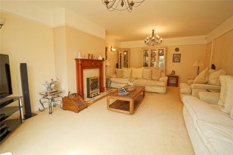 5 bedroom detached house for sale - Kevin Grove, Hellaby, Rotherham, South Yorkshire, S66