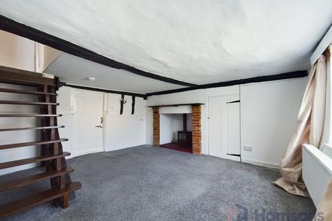 2 bedroom semi-detached house for sale - The Street, Stockbury, Sittingbourne, Kent, ME9