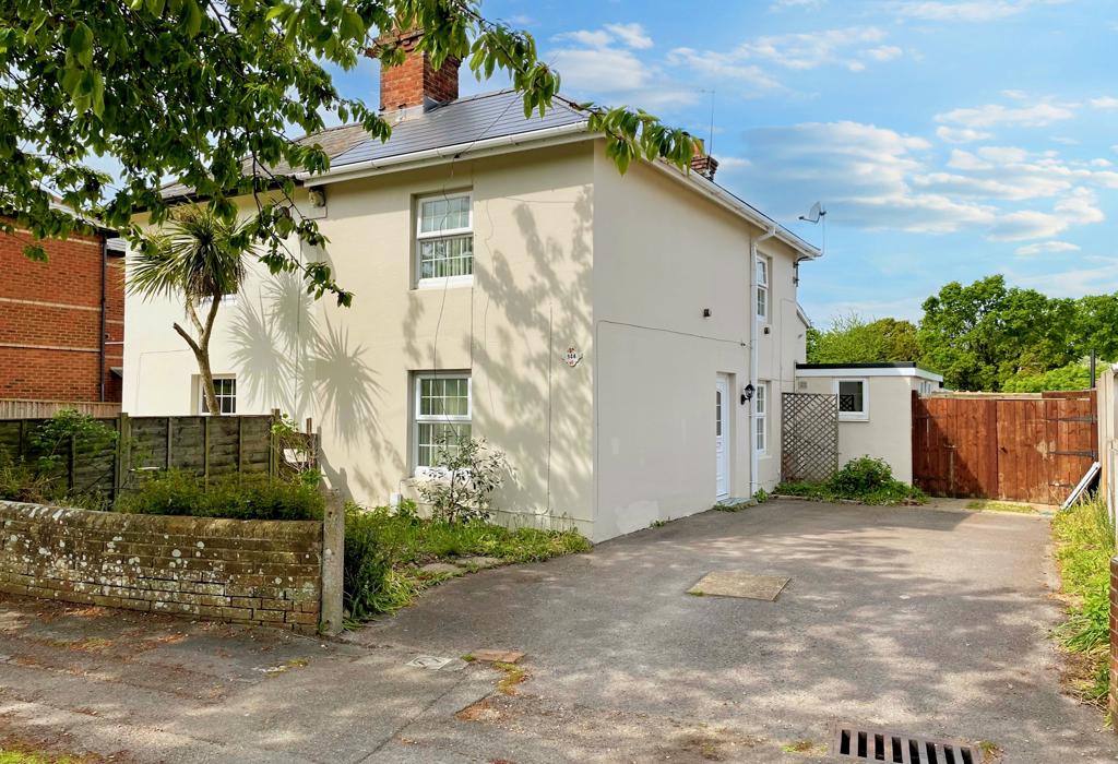 East Howe Lane, Bournemouth, Dorset 3 bed semidetached house for sale