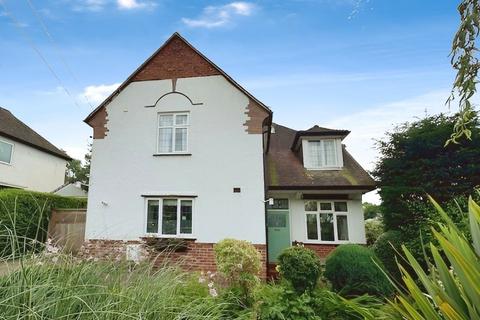 4 bedroom detached house for sale, The Avenue Woodland Park Prestatyn LL19 9RD