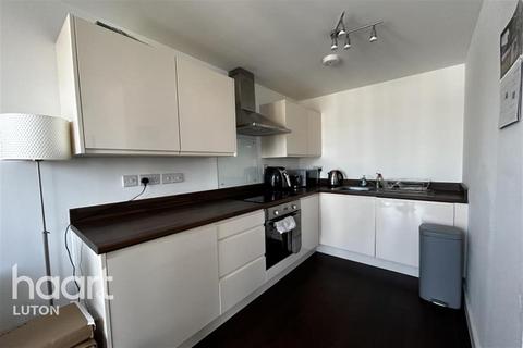 1 bedroom flat to rent, Brickdale House, Stevenage