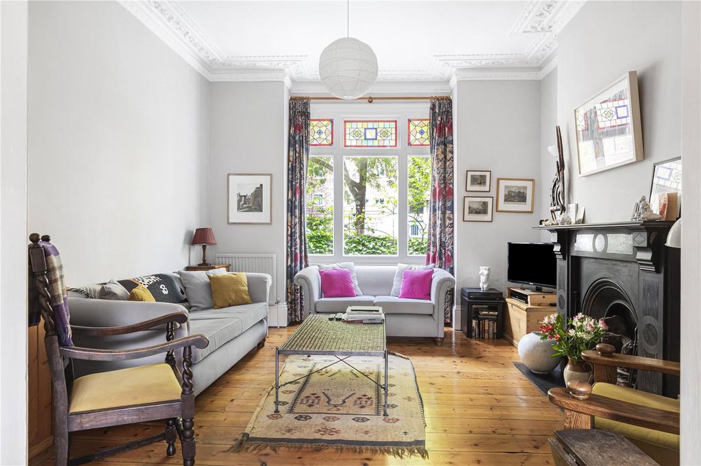 Avenell Road, Highbury, London, N5 4 bed terraced house for sale £