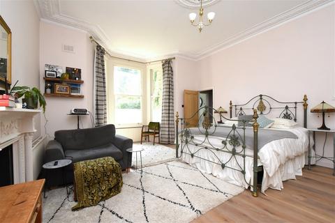 9a Church Rise, London, SE23 2UD