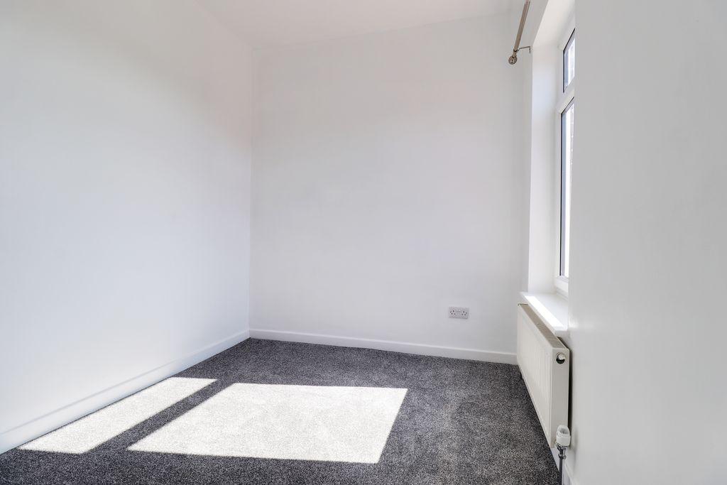 Bedroom 2 (Double)