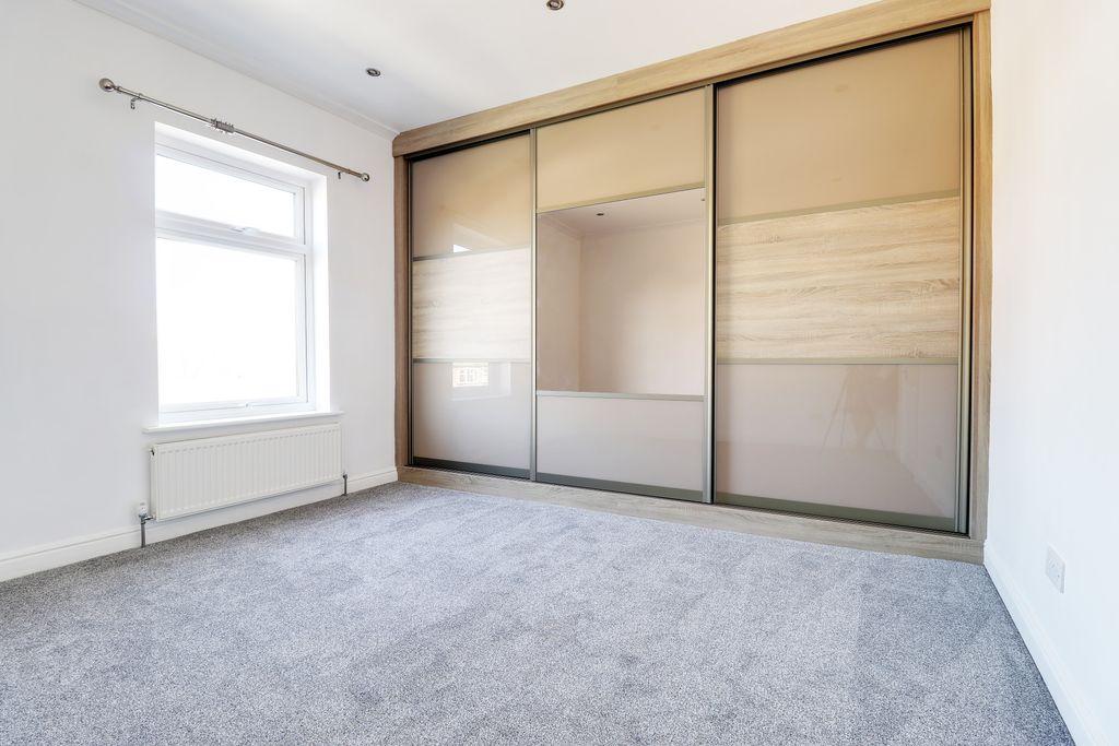 Bedroom 1 (Double)