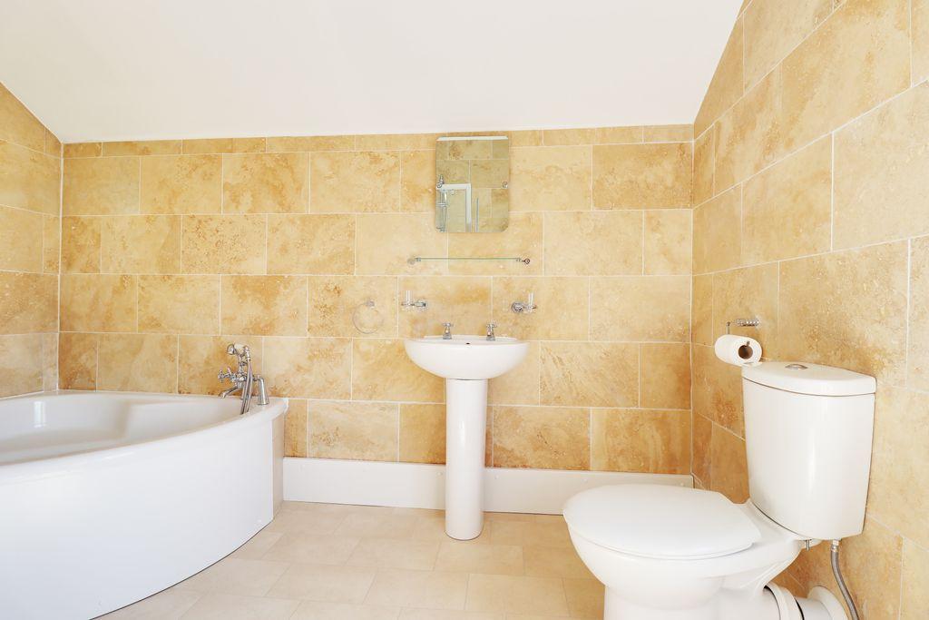 Bathroom (Bathroom )