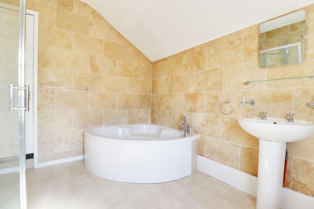 Bathroom (Bathroom)